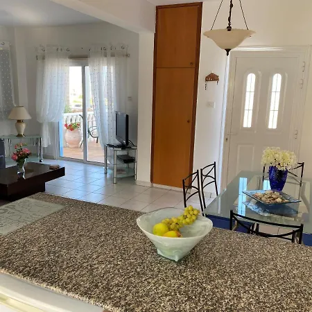 Villa Emiliana Paralimni